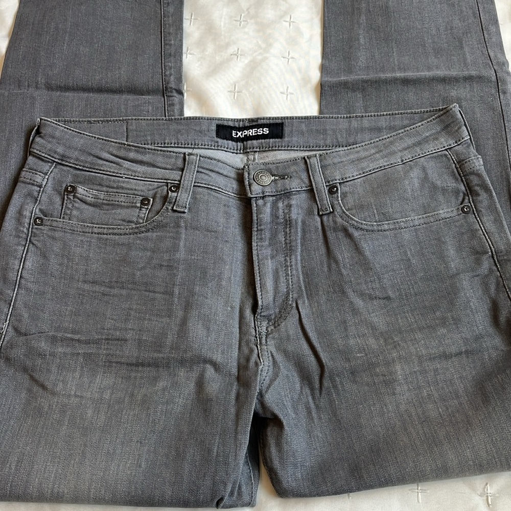 Express Jeans - Picture 2 of 4